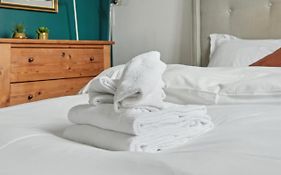 Latin Quarter - Mouffetard 1Br City Apartment